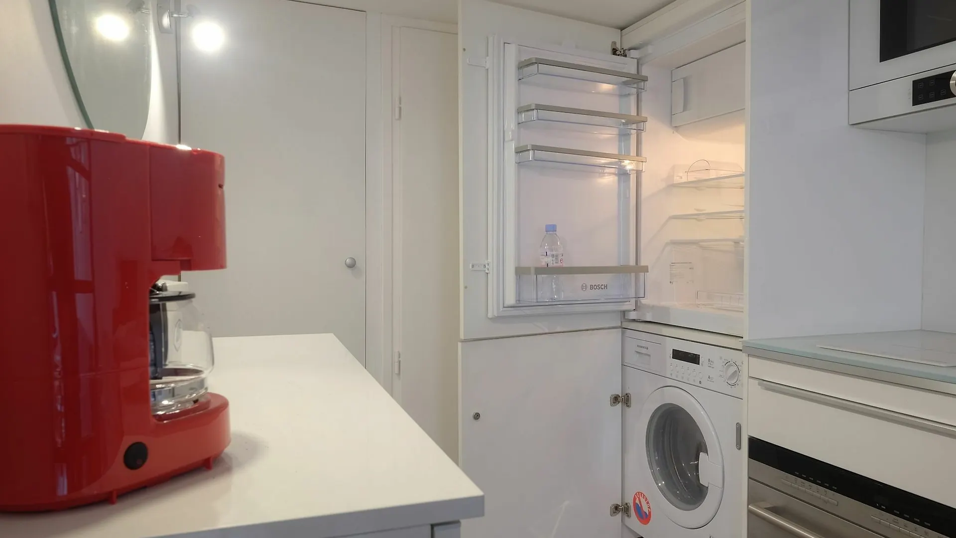 Honore - Hotel Pour Nomades Reveurs - 58 Merciere Lyon 0*,  France